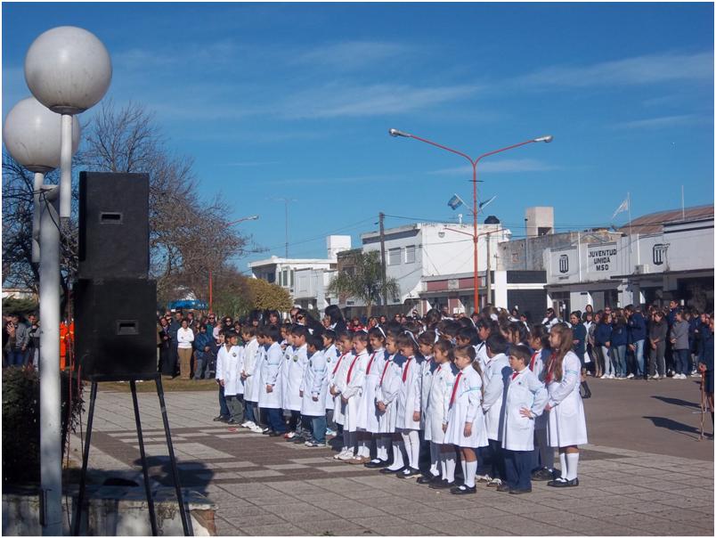 Acto del 25 de Mayo en Camilo Aldao