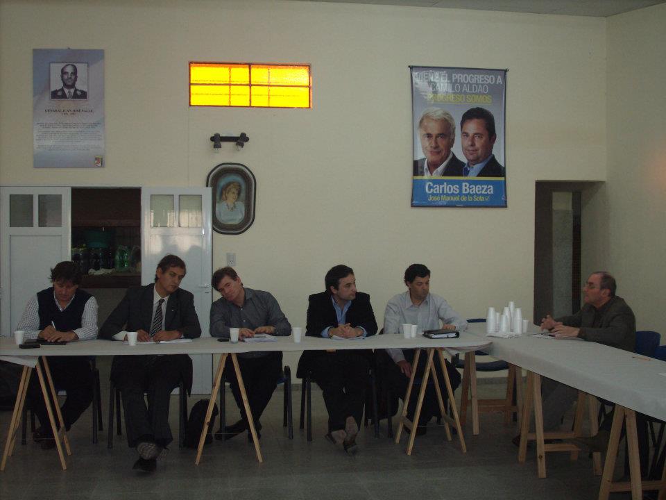 REUNIÓN DEL MINISTERIO DE DESARROLLO SOCIAL EN CAMILO ALDAO