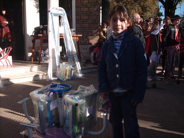 Las fotos y los sorteos del día del niño en la plaza