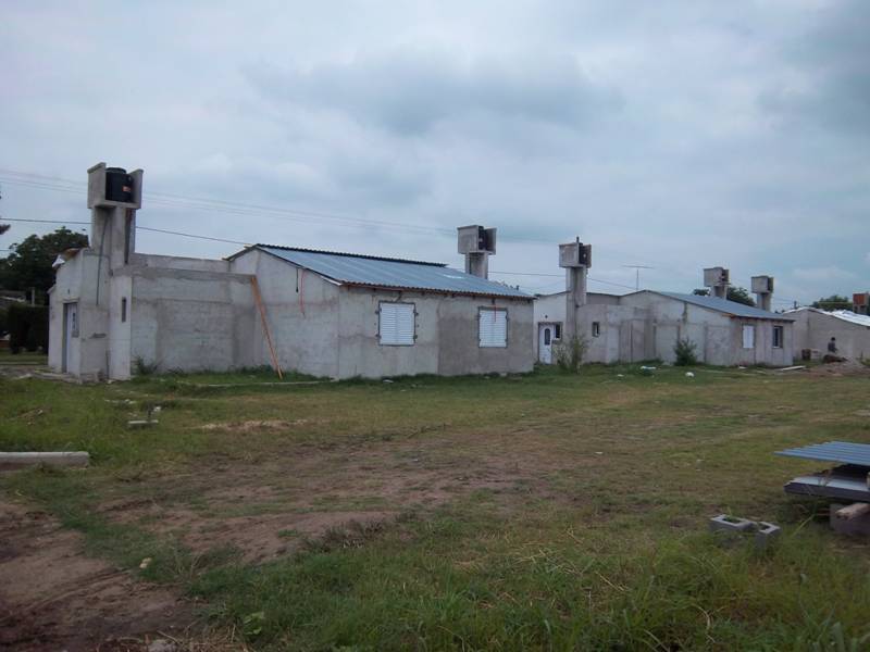 La Municipalidad entregó 8 casas mas y ya son 38 familias con techo propio.