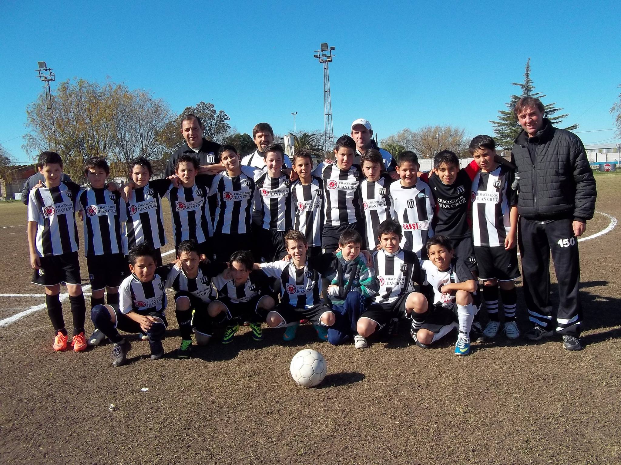 La 2002 de Juventud se consagró CAMPEÓN del Apertura 2014